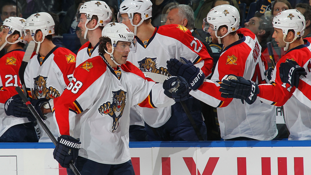 Panthers stretch winning streak to 10 games
