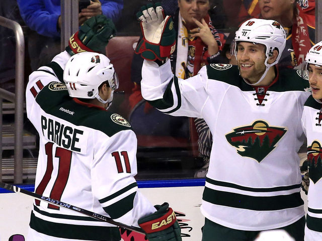 Parise's 2nd hat trick of season helps power Wild to victory