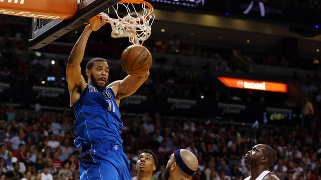 VIDEO: JaVale McGee turns near lowlight into spectacular highlight