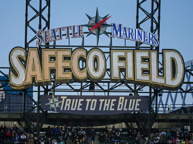 MLB approves sale of Mariners to group of minority owners