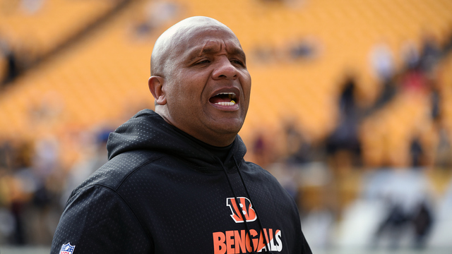 Browns hire Hue Jackson as head coach
