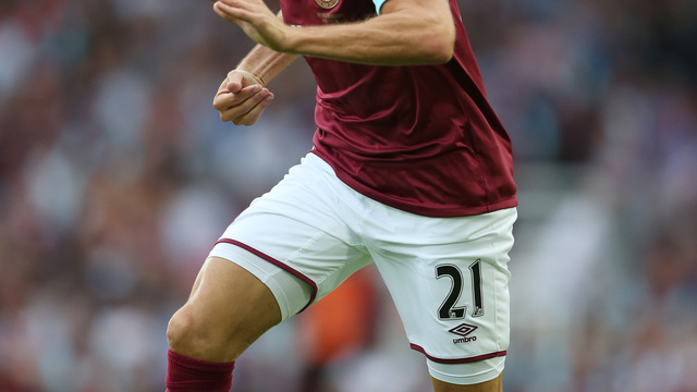 Morgan Amalfitano seals Lille move