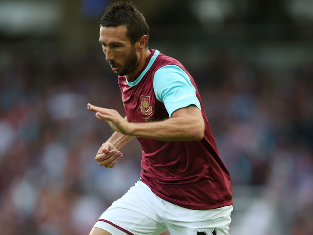 Morgan Amalfitano seals Lille move