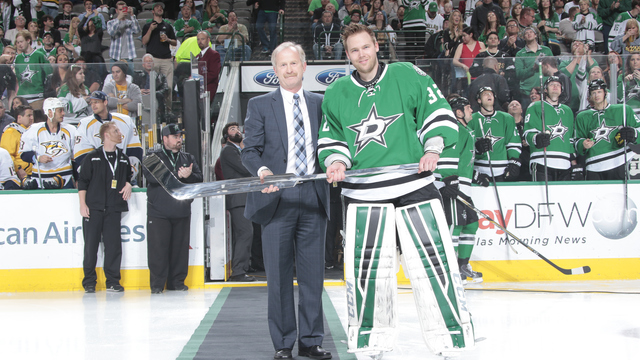 Nill deserves blame for Stars' goaltending mess