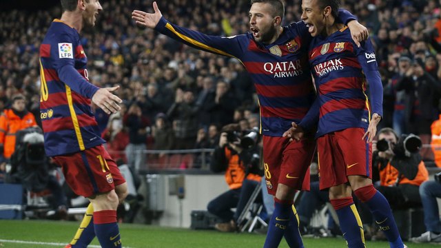 Lionel Messi masterclass puts Barcelona back on top of La Liga