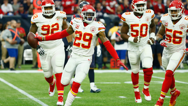 Chiefs secure 1st playoff win in 22 years with shutout of Texans