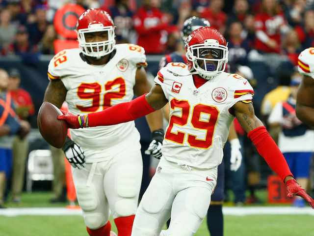 Chiefs secure 1st playoff win in 22 years with shutout of Texans