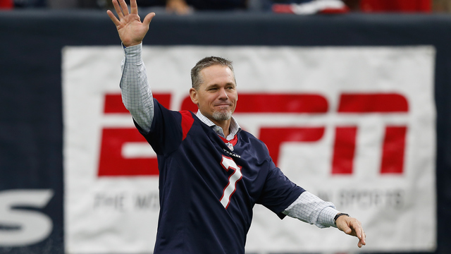 Biggio, Foreman, Lil Jon team up for random celebrity photo