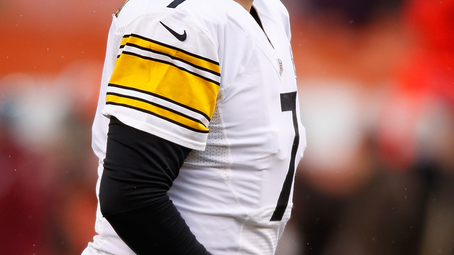 Roethlisberger sheds walking boot, reiterates he expects to play vs. Chiefs
