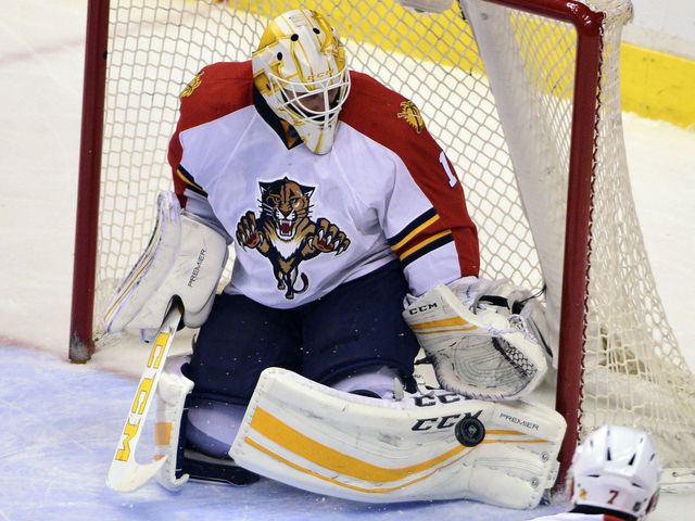 PHOTO: Luongo goes with 'Crying Michael Jordan' meme after Panthers' streak ends