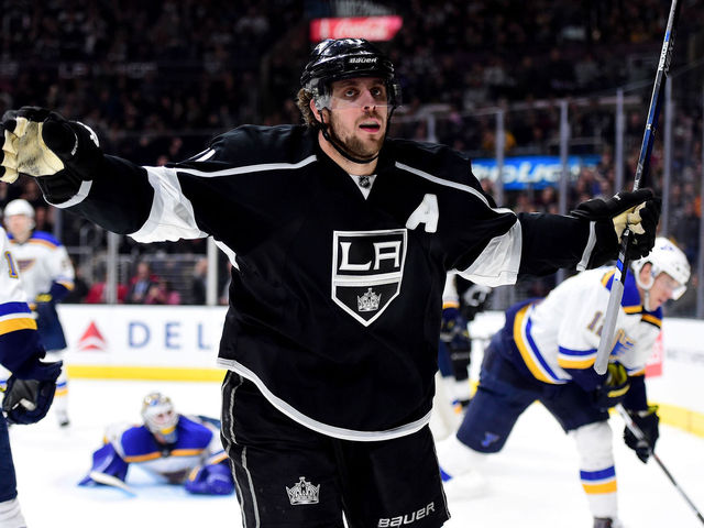 Kings' Kopitar nabs Selke Trophy