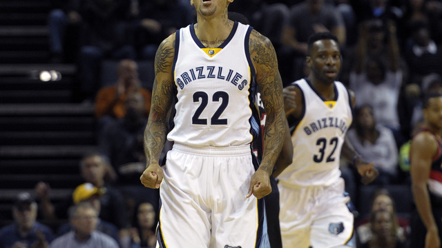 Matt Barnes to steer clear of Derek Fisher: 'I don't talk to snakes'
