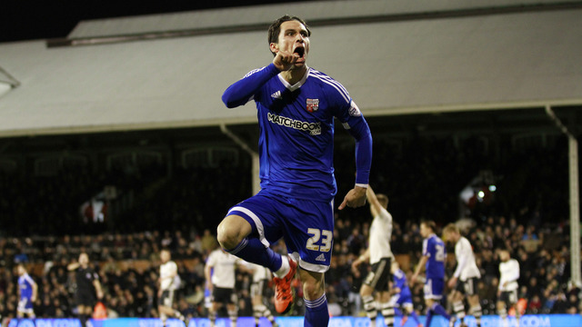 Brentford's Jota joins Eibar on 18-month loan