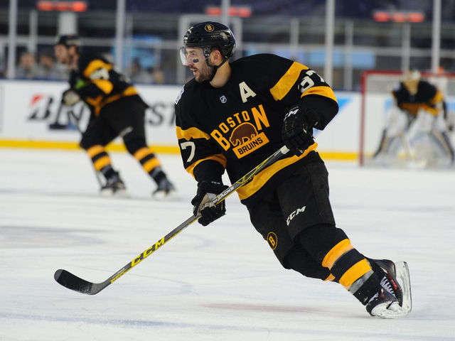 VIDEO: Bergeron buries breakaway backhand on Bernier