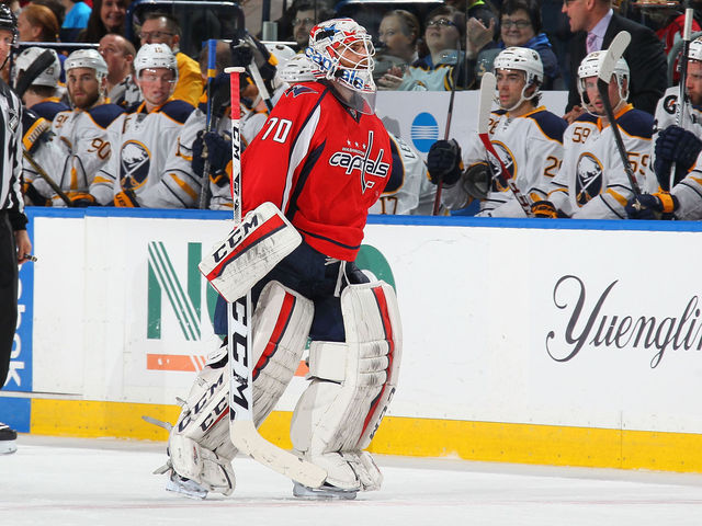 Sabres thump Capitals to end Holtby's 22-game point streak