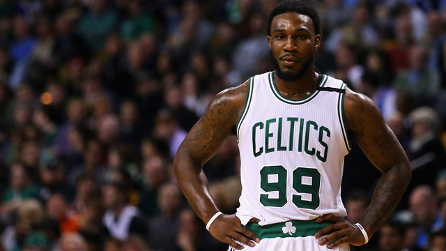 Crowder takes umbrage with Celtics fans cheering Hayward