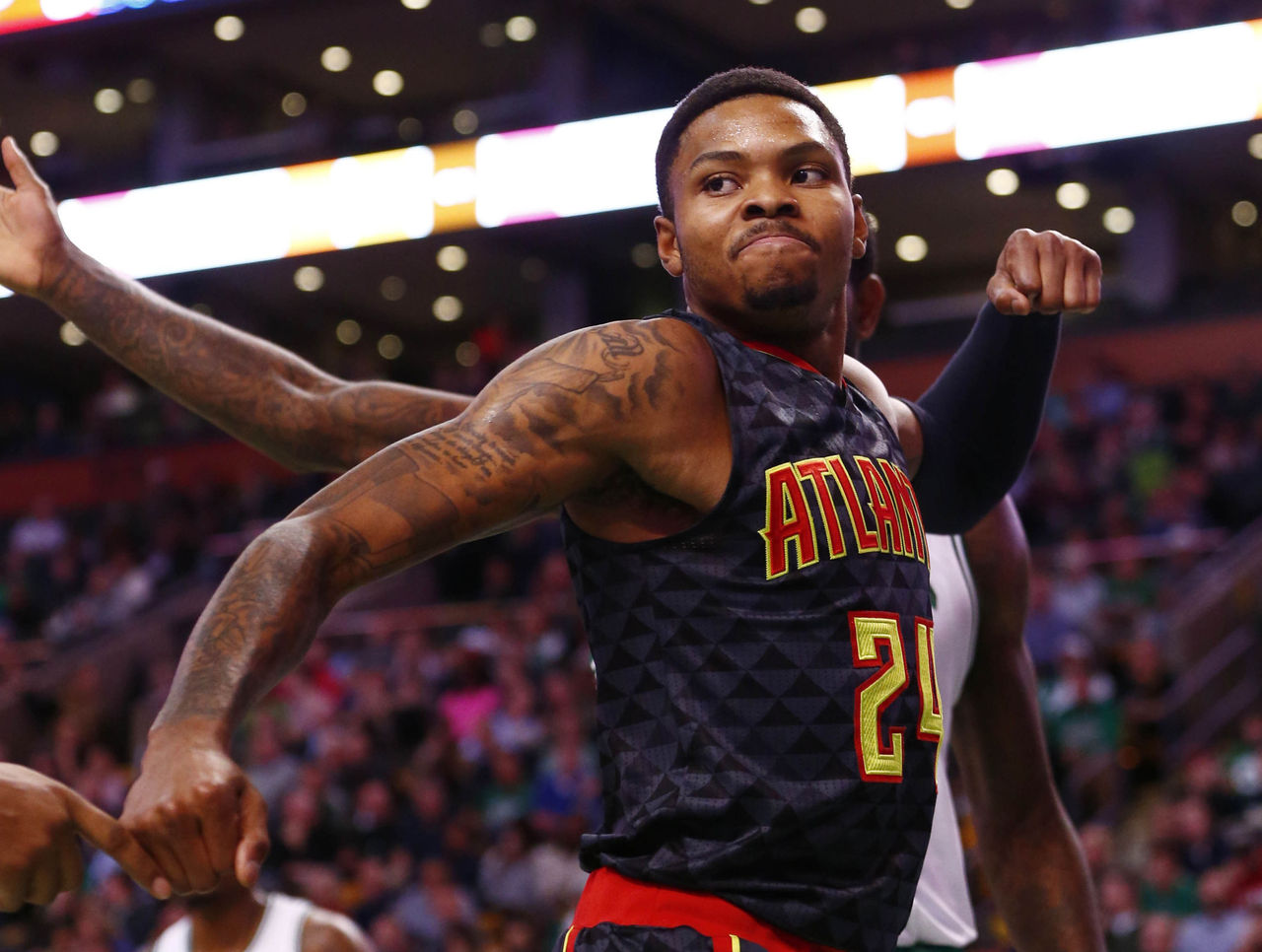 Kent Bazemore spurns Warriors, will sign with Lakers