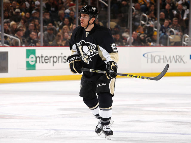 Penguins' Warsofsky hurt after tripping over fallen referee