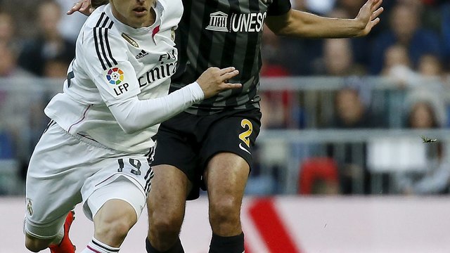 Watford announces Nordin Amrabat signing from Malaga