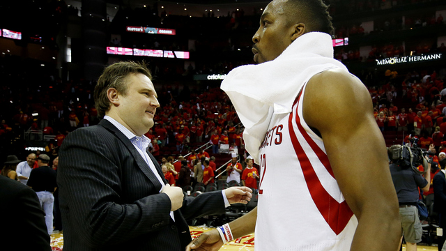 Rockets GM Morey mum on re-signing Dwight Howard