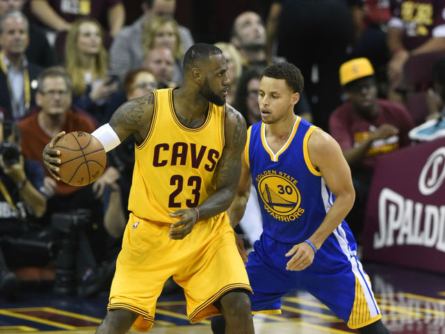 LeBron endorses Curry for MVP