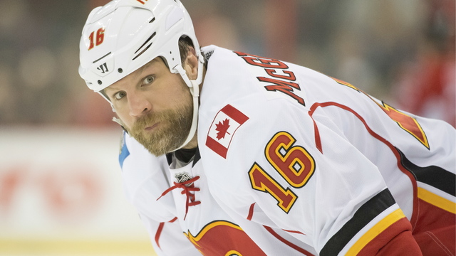 Brian McGrattan conscious, alert after being knocked out in AHL fight
