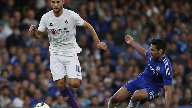 Report: Watford rejoins pursuit of Fiorentina's Mario Suarez