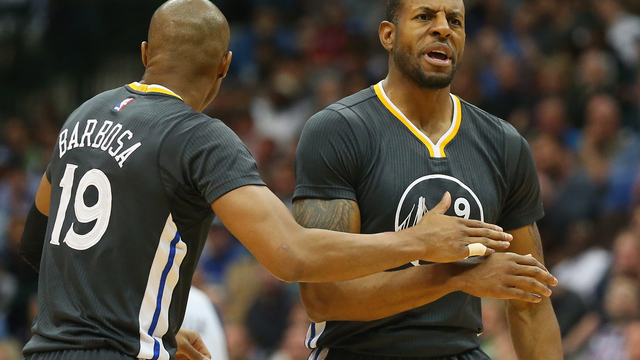 VIDEO: Insane final sequence leads to Iguodala's game-tying FTs vs. Thunder
