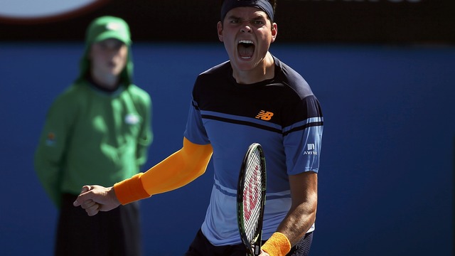 Raonic sends Robredo packing in straight sets
