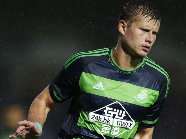 Swansea's Franck Tabanou re-joins Saint-Etienne on loan