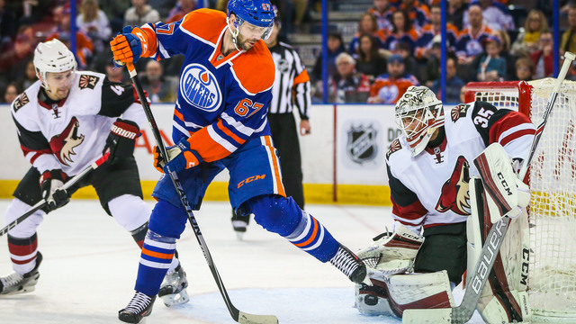 Sabres sign recently bought out forward Pouliot