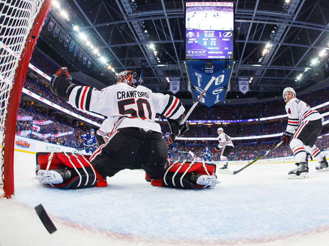Kucherov's snipe brings end to Blackhawks' 12-game win streak