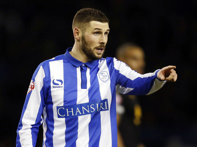 Gary Hooper agrees to permanent terms with Sheffield Wednesday