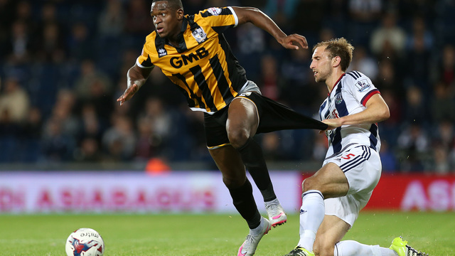 Ikpeazu hoping Blackpool can utilise size advantage in loan from Watford