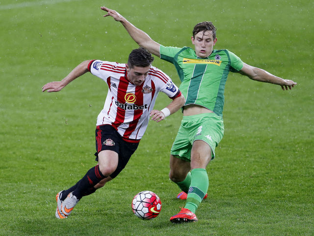 Sunderland's Lynden Gooch joins Doncaster on short-term loan