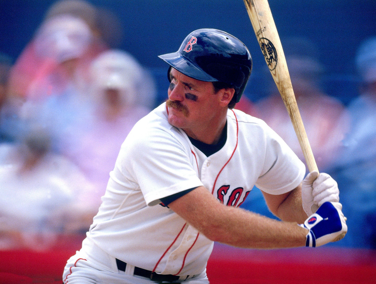 Wade Boggs feels 'back home' as Red Sox retire his No. 26 at