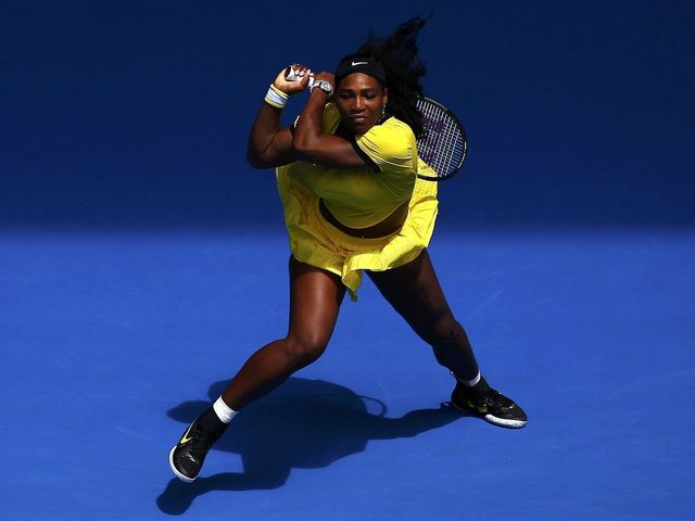 Serena Williams through to Australian Open quarterfinals