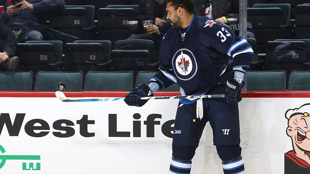 Report: Jets taking 'a real run' at re-signing Byfuglien