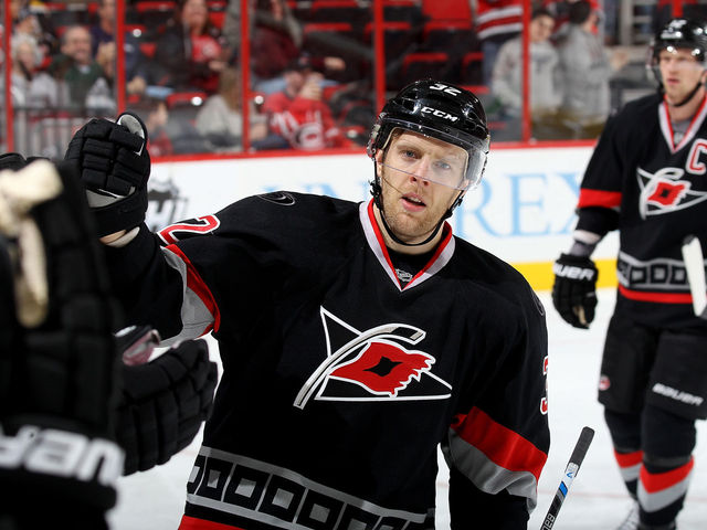 VIDEO: Hurricanes chase Ramo with perfect passing sequence