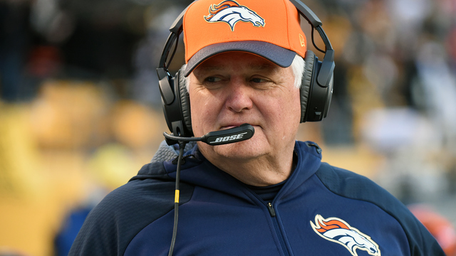 Broncos' Wade Phillips named Assistant Coach of the Year