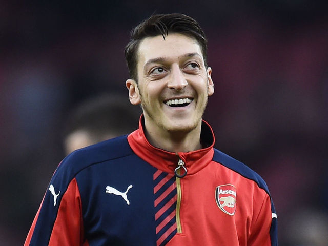Report: Real Madrid retains buy-back option on Arsenal's Ozil