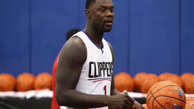 Lance Stephenson wants you to know Blake Griffin didn't punch him