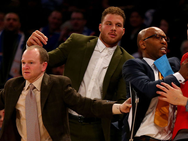 Griffin apologizes to Clippers for punching friend, breaking bone in hand