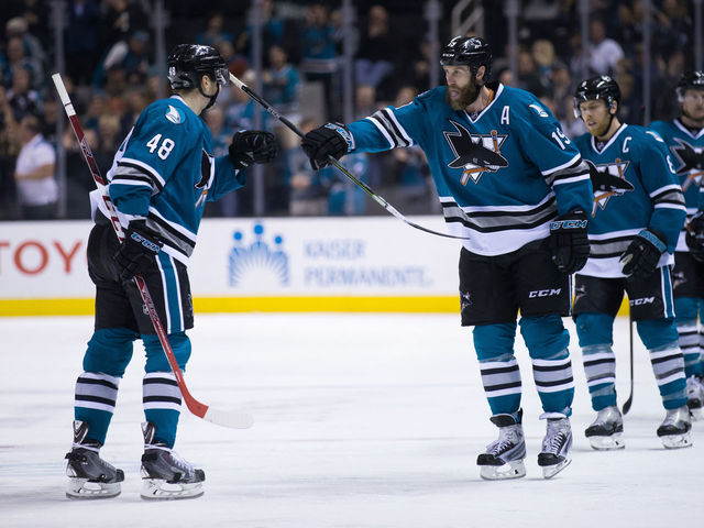 Joe Thornton records career point 1,300 with perfect pass
