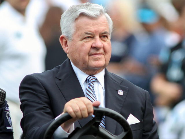 Jerry Richardson to put Panthers up for sale amid misconduct allegations