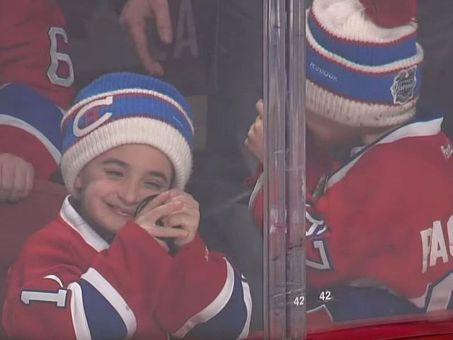 VIDEO: Young Canadiens fan simply overjoyed to get puck