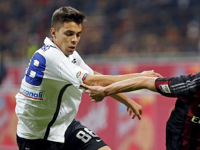 Napoli signs Alberto Grassi from Atalanta until 2020
