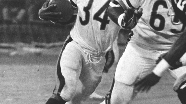 GIFS: Evolution of the NFL jersey