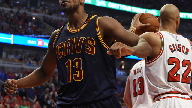 Tyronn Lue says Thompson will remain in Cavs' starting lineup