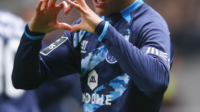 Cristian Tello joins Fiorentina on loan from Barcelona
